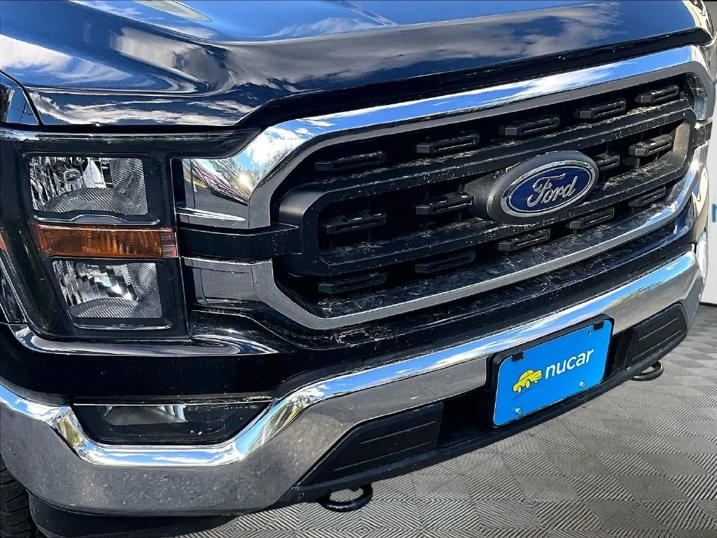 Used 2023 Black Metallic Ford XLT image 30