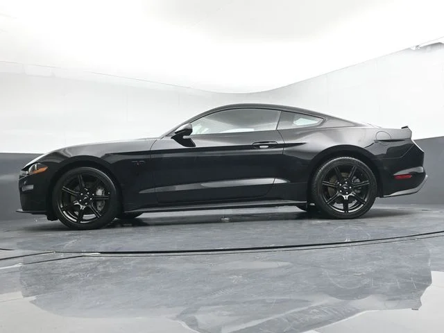 Used 2018 Black Ford GT image 27