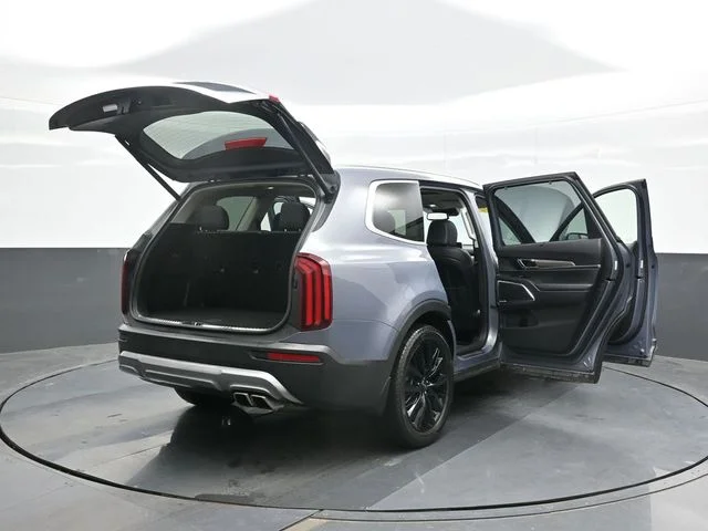 Used 2022 Silver Kia SX image 29