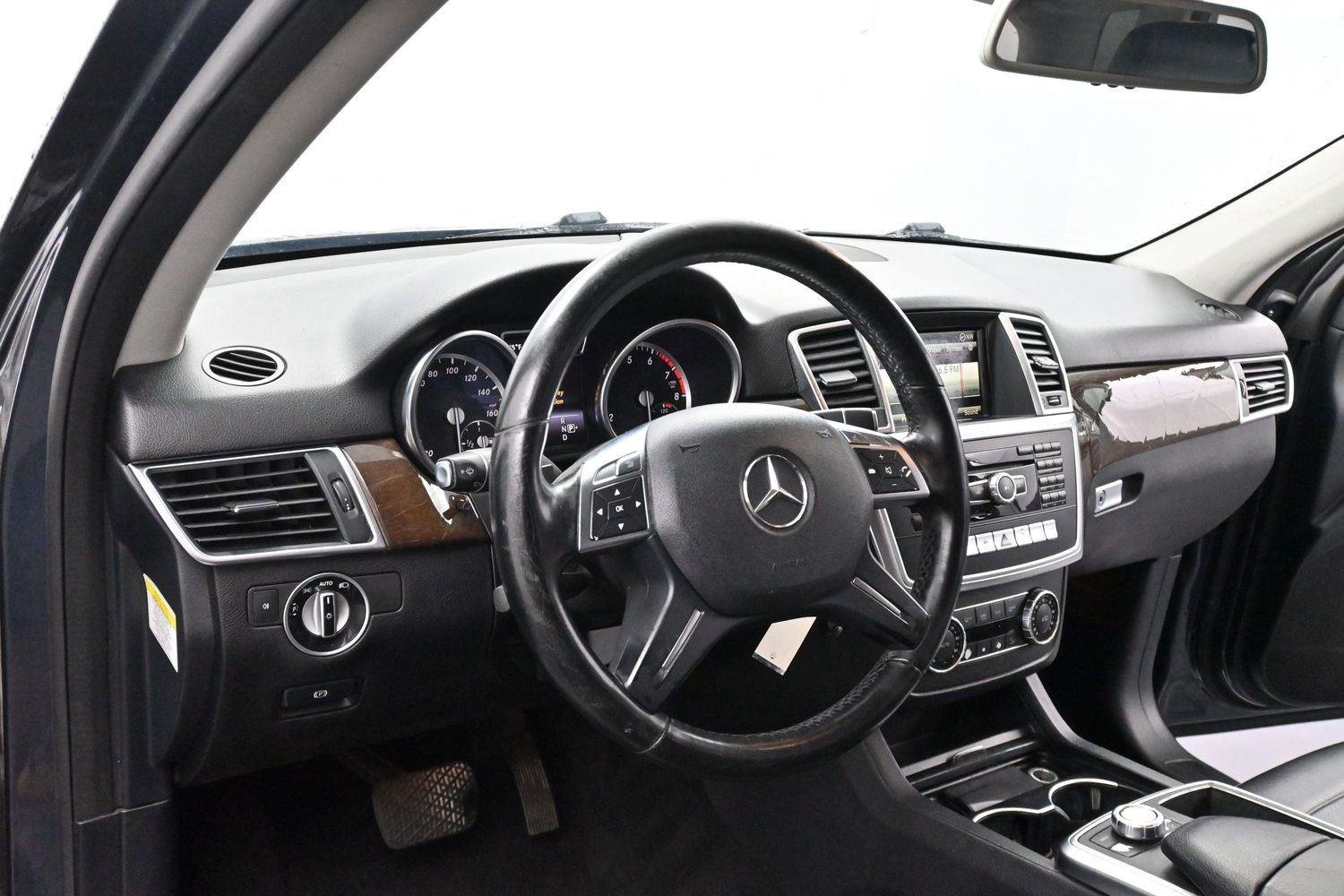 Used 2014 Steel Gray Metallic Mercedes-Benz ML 350 image 19