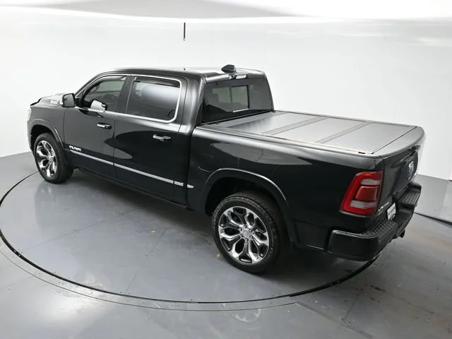 Used 2022 Diamond Black Cry Ram Limited image 34