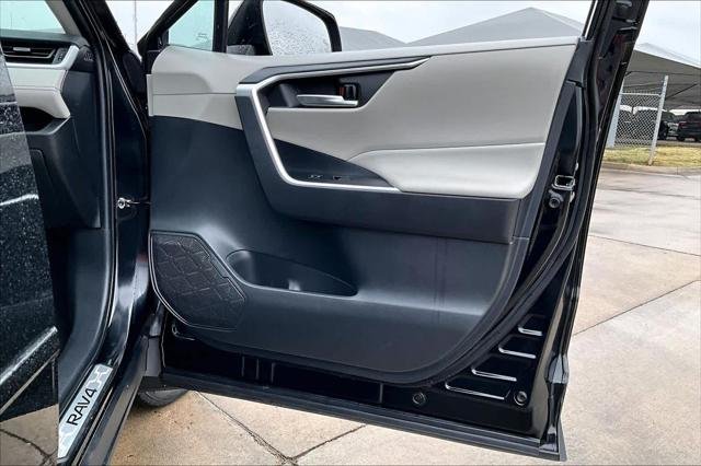 Certified Used 2021 MIDNIGHT BLACK METALLIC Toyota  image 26