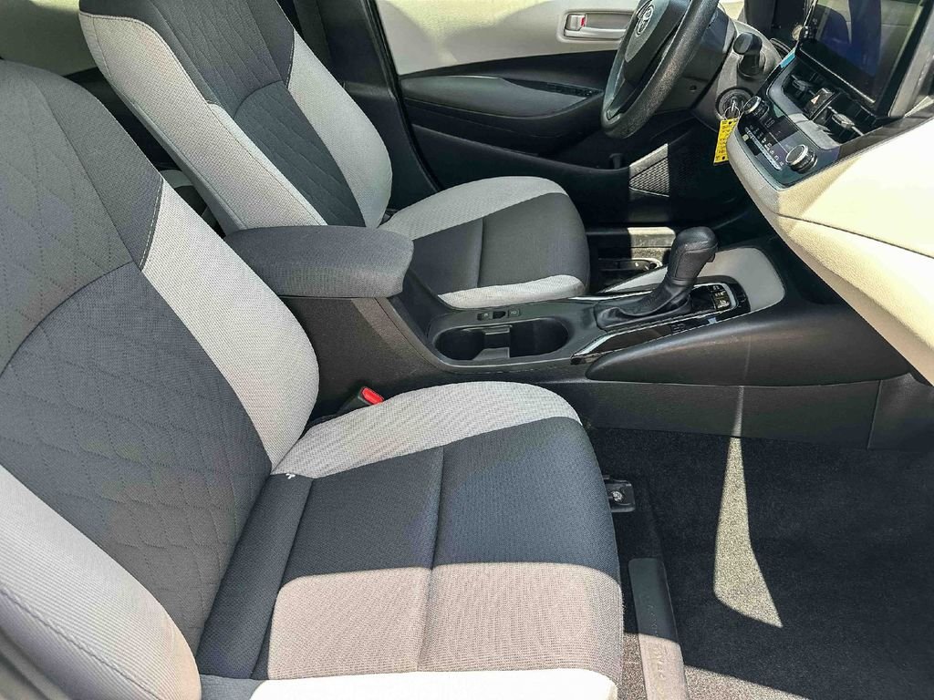 Used 2023 White Toyota LE image 20