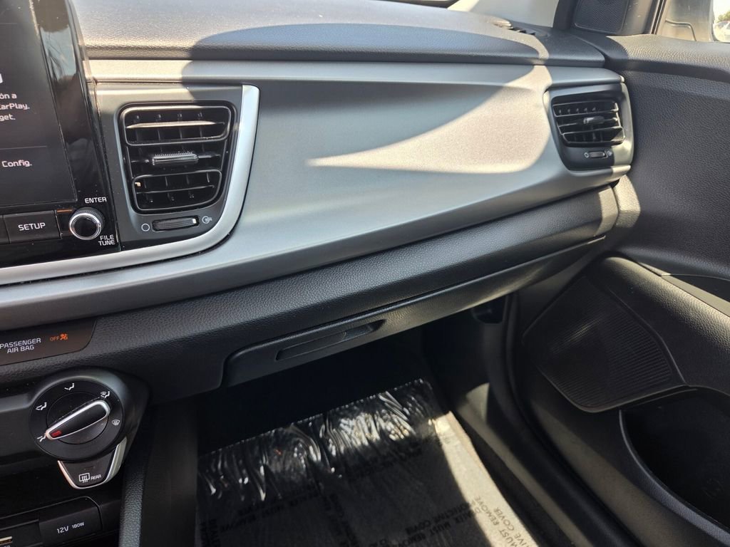 Used 2023 White Kia LX image 27