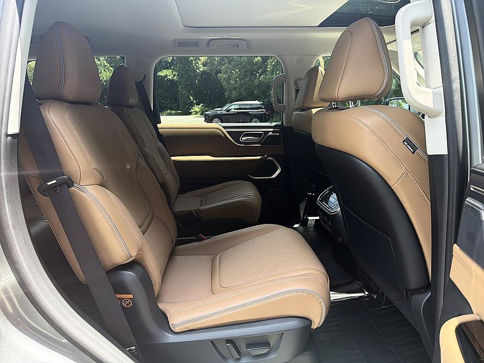 New 2027 Dynamic Metal INFINITI LUXE image 23