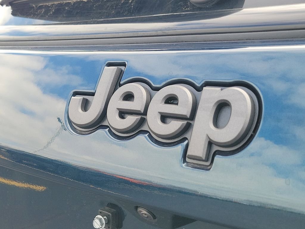 New 2026 Fathom Blue Pearl Coat Jeep Limited image 6