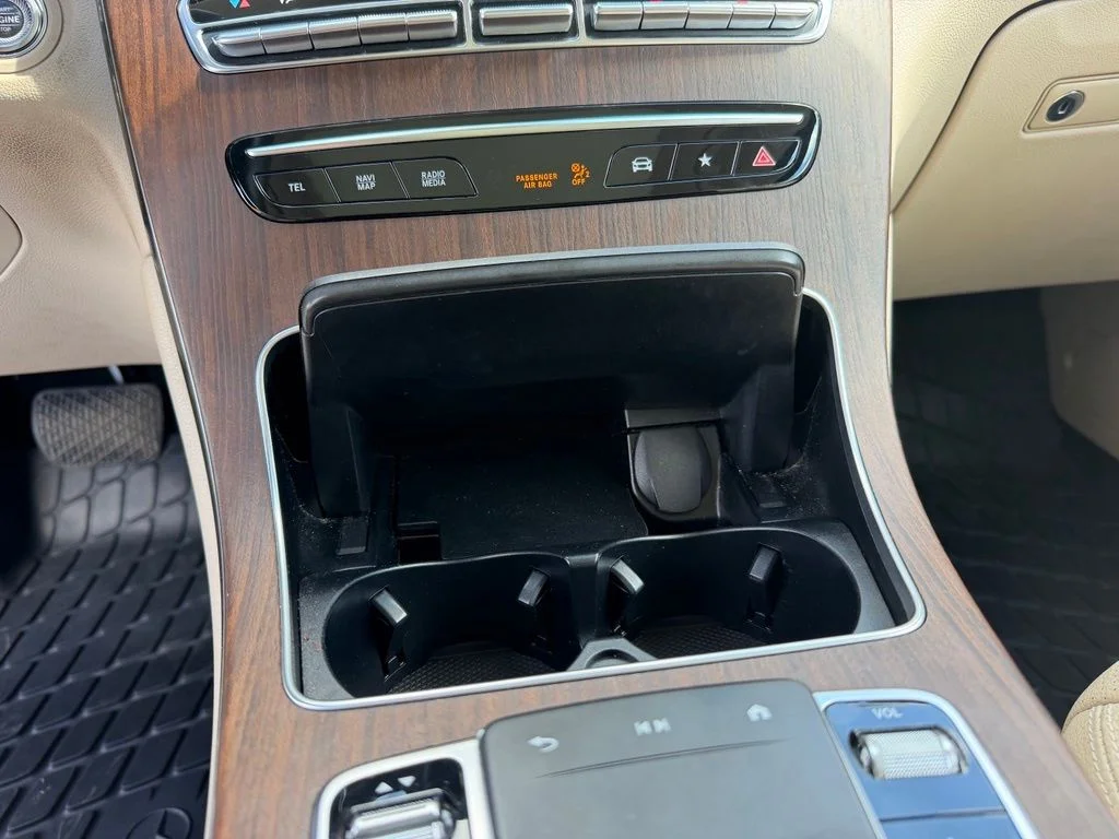 Used 2022 Black Mercedes-Benz GLC 300 image 36
