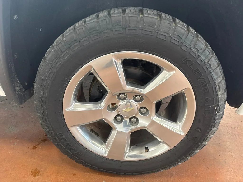 Used 2017 Summit White GMC Base image 10