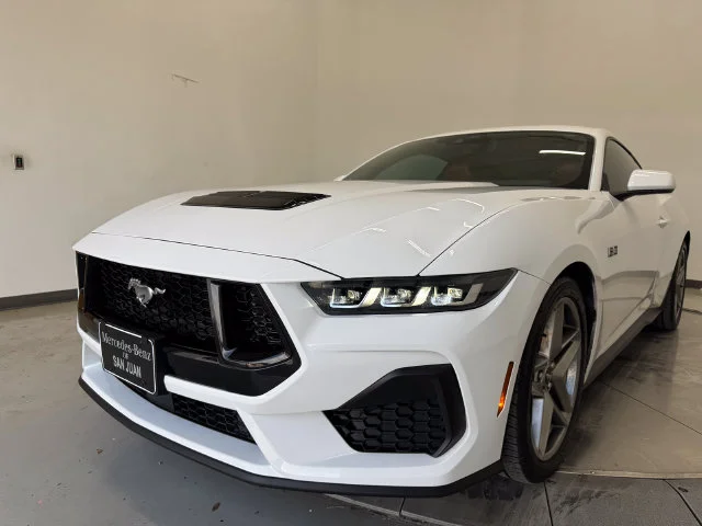 Used 2024 Oxford White Ford GT Premium image 31