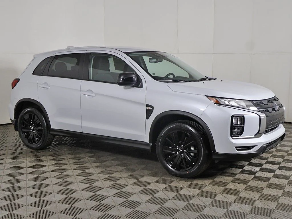 New 2026 White Mitsubishi 2.0 LE image 12