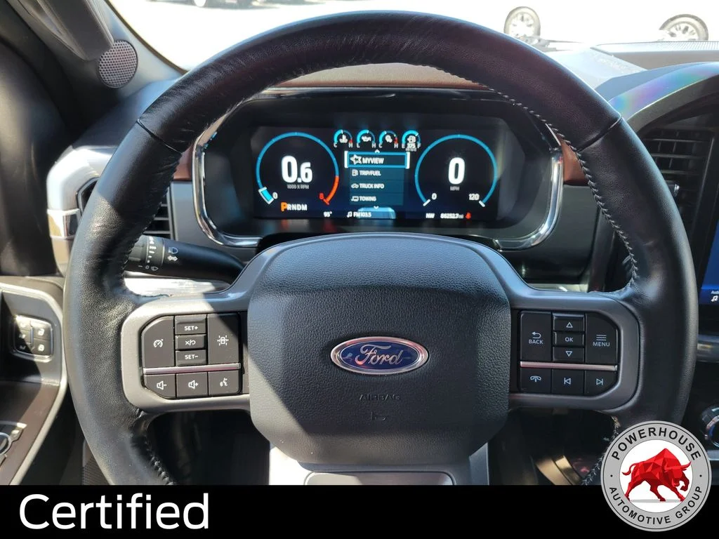 Used 2022 White Ford Lariat image 32