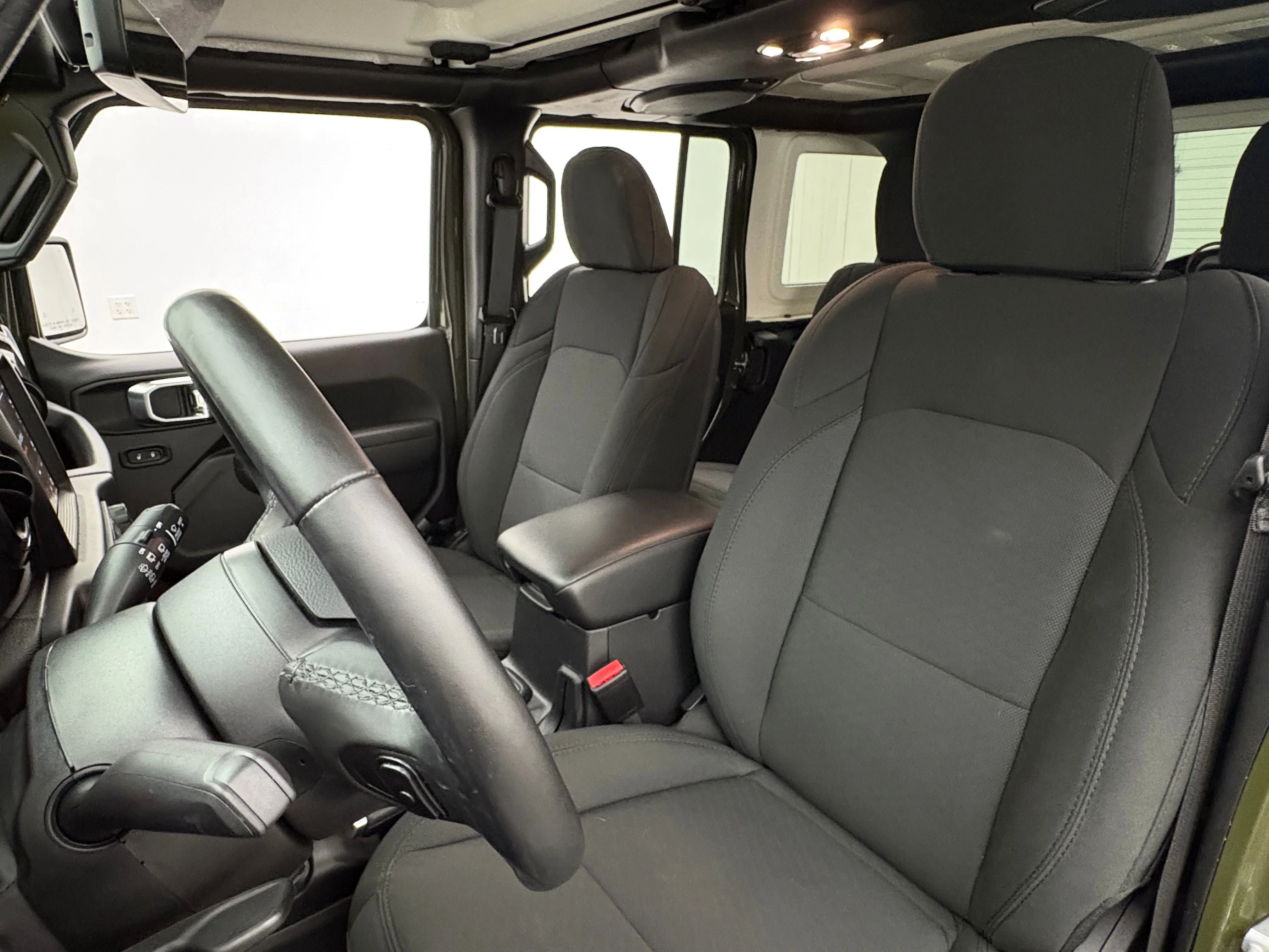 Used 2022 Sarge Green Clearcoat Jeep Unlimited Sport Altitude image 19