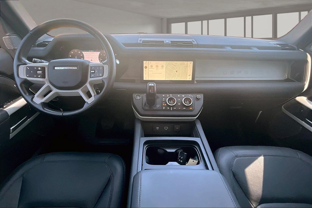Used 2024 Black Land Rover S image 14