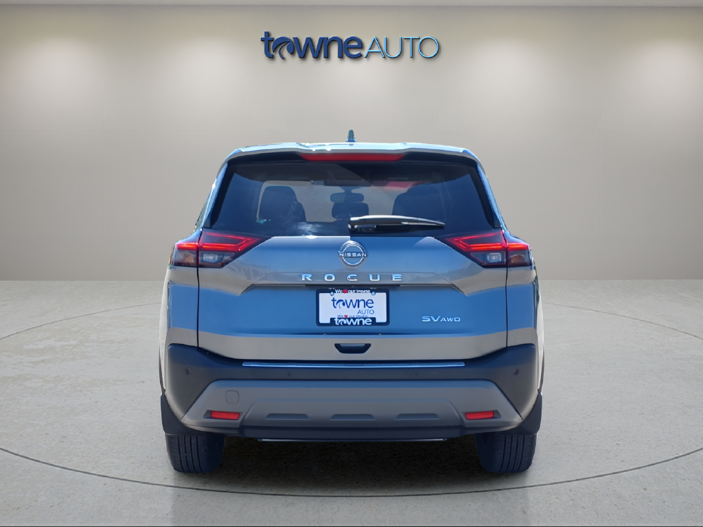 Used 2023 Gray Nissan SV image 6