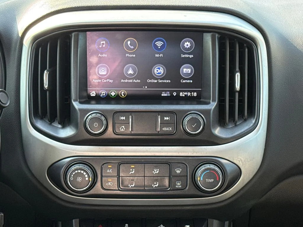 Used 2022 Blue Chevrolet LT image 12