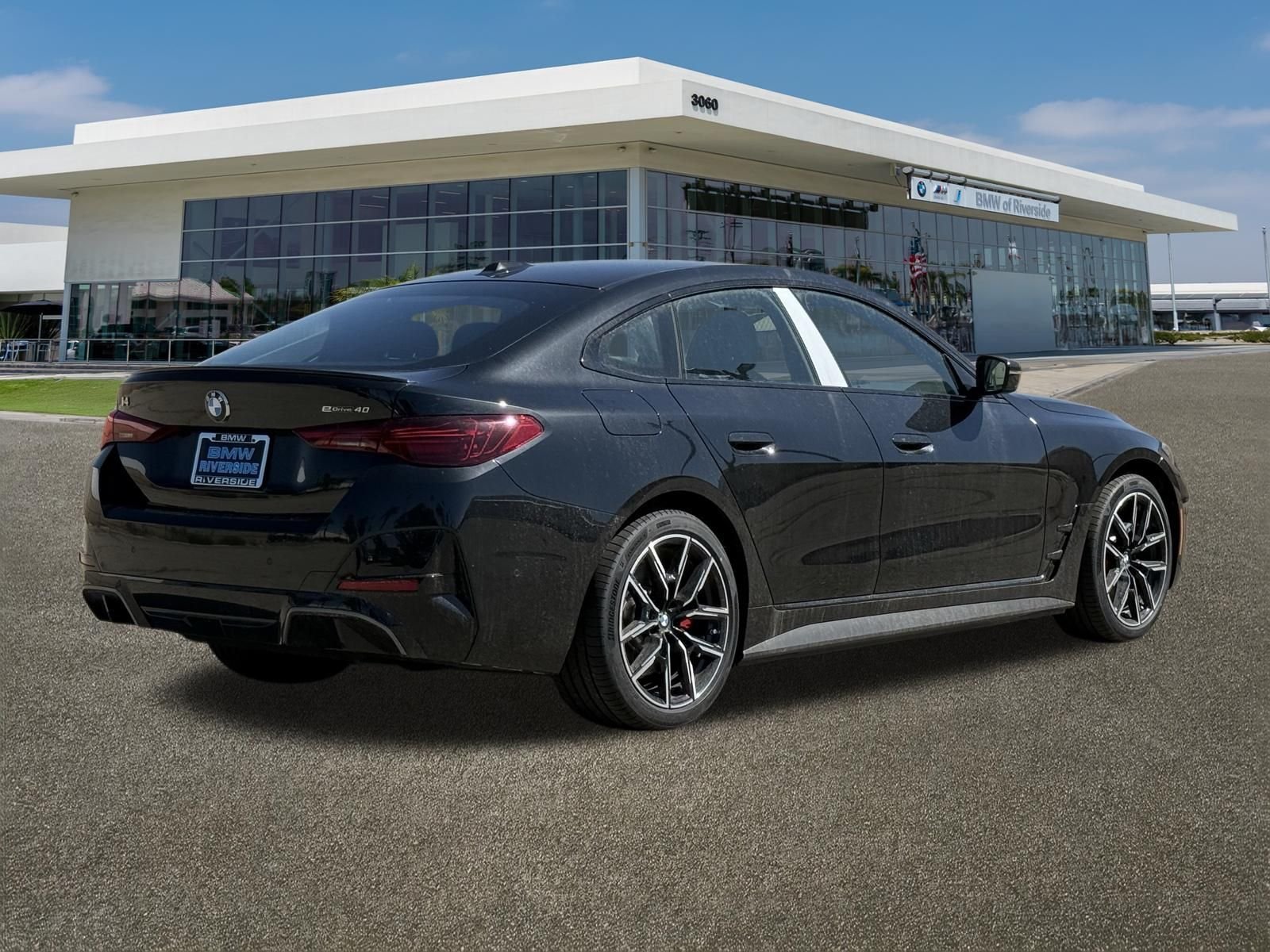New 2026 Black Sapphire Metallic BMW eDrive40 image 10