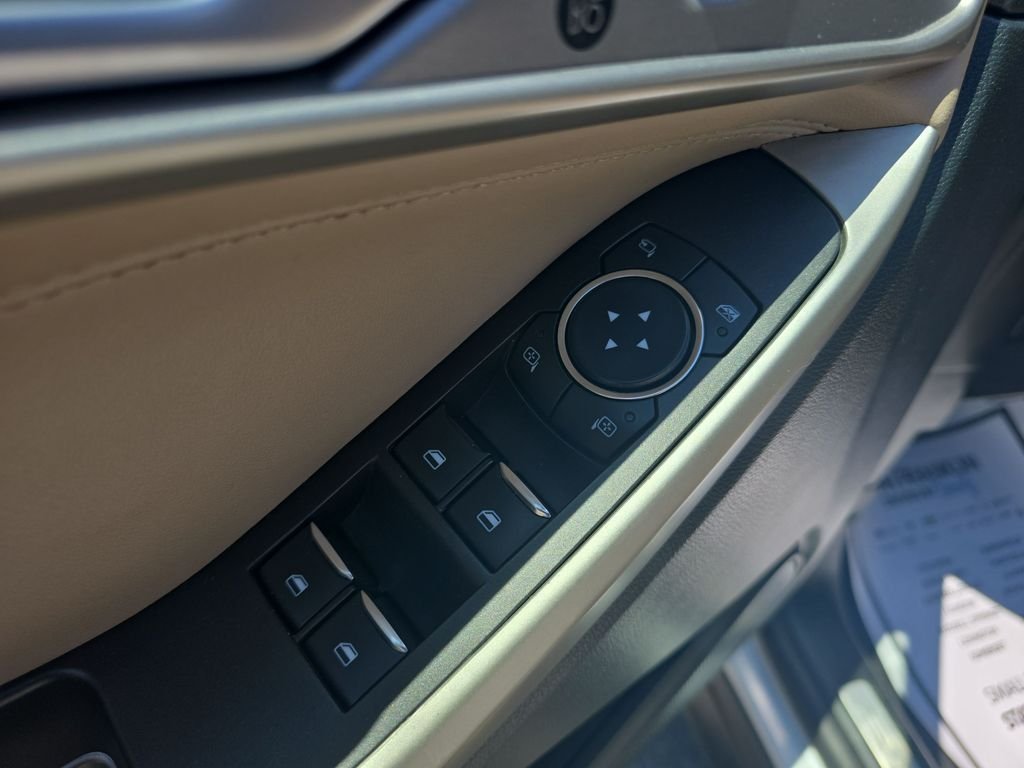 2023 Ford Explorer Limited - Photo 13