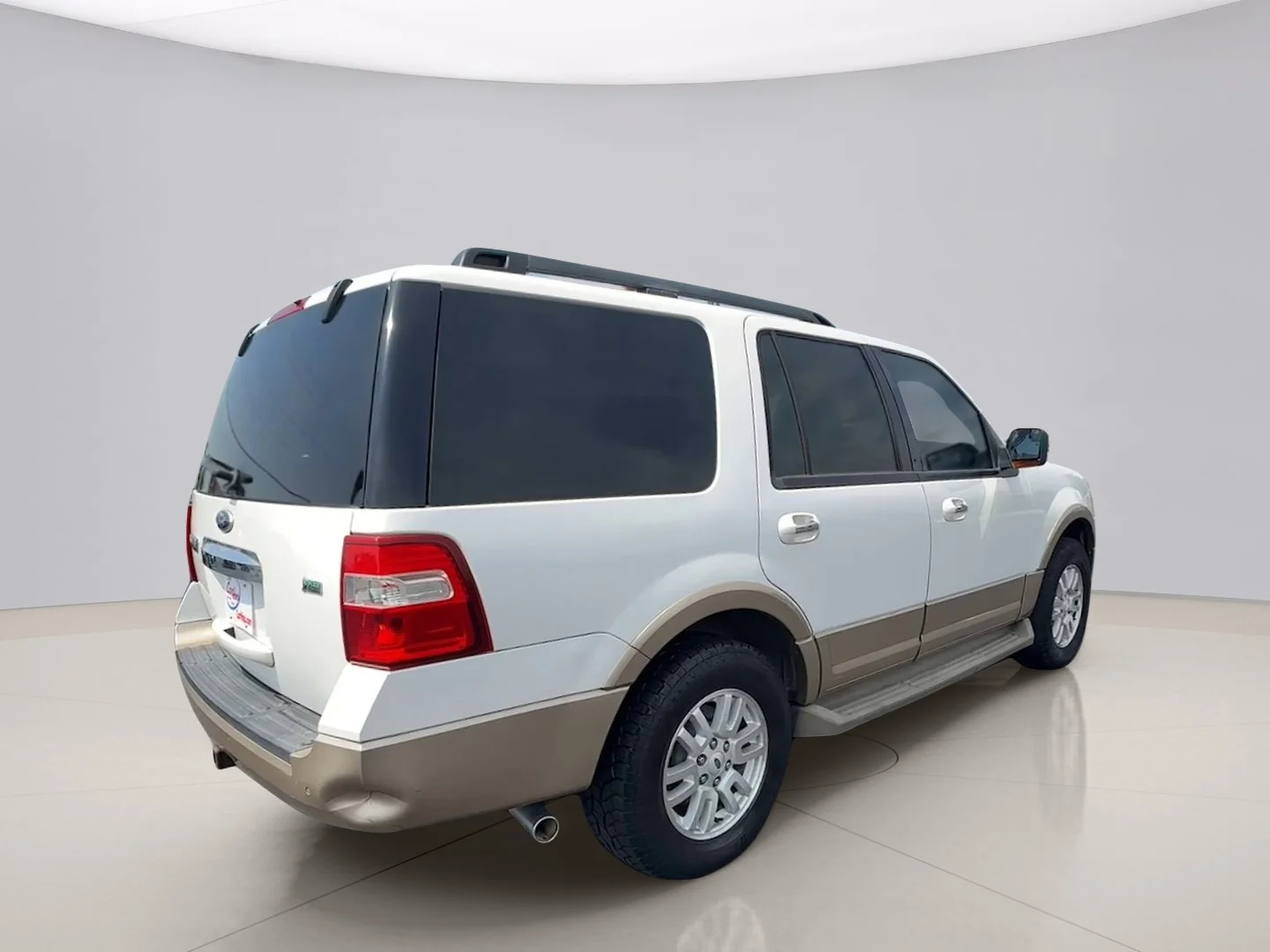 Used 2014 White Ford XLT image 5