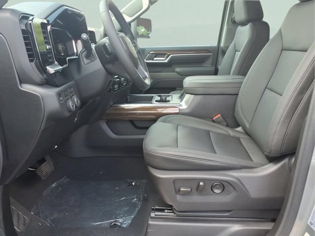 New 2026 Sterling Gray Metallic Chevrolet LT image 16