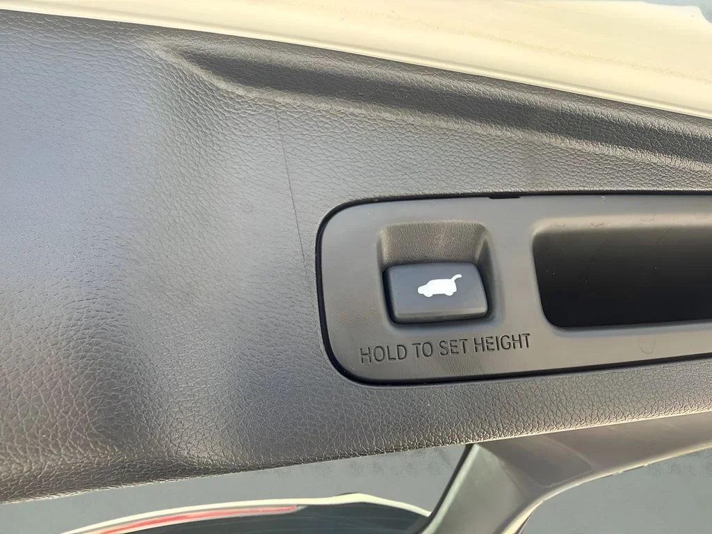 Used 2017  Honda EX-L image 19