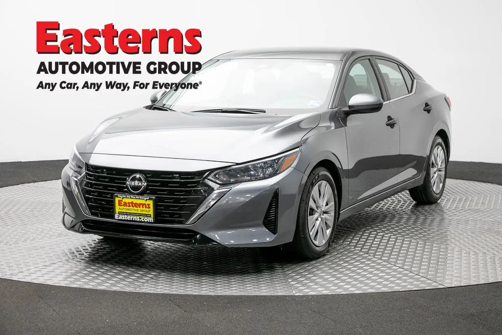 Used 2024 Gray Nissan S image 1
