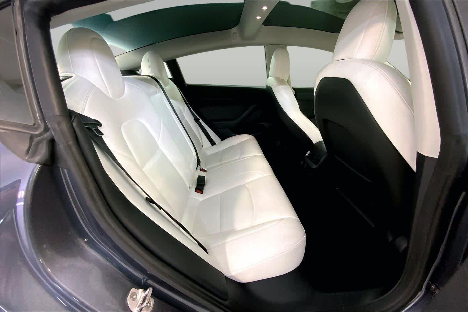 Used 2022 Midnight Silver Metallic Tesla Performance image 19
