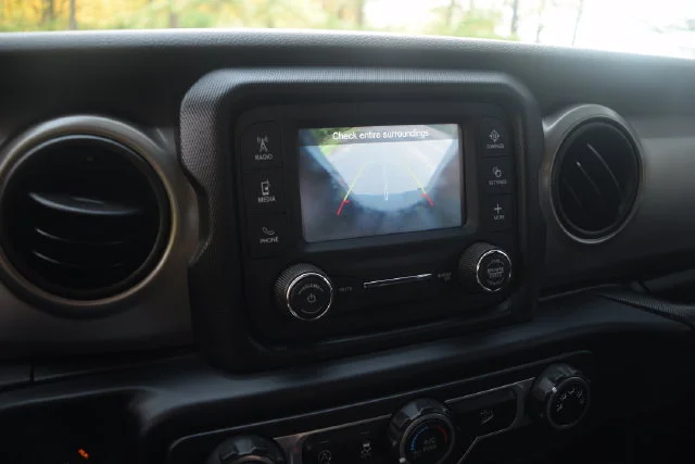 Used 2019 Red Jeep Sport image 10