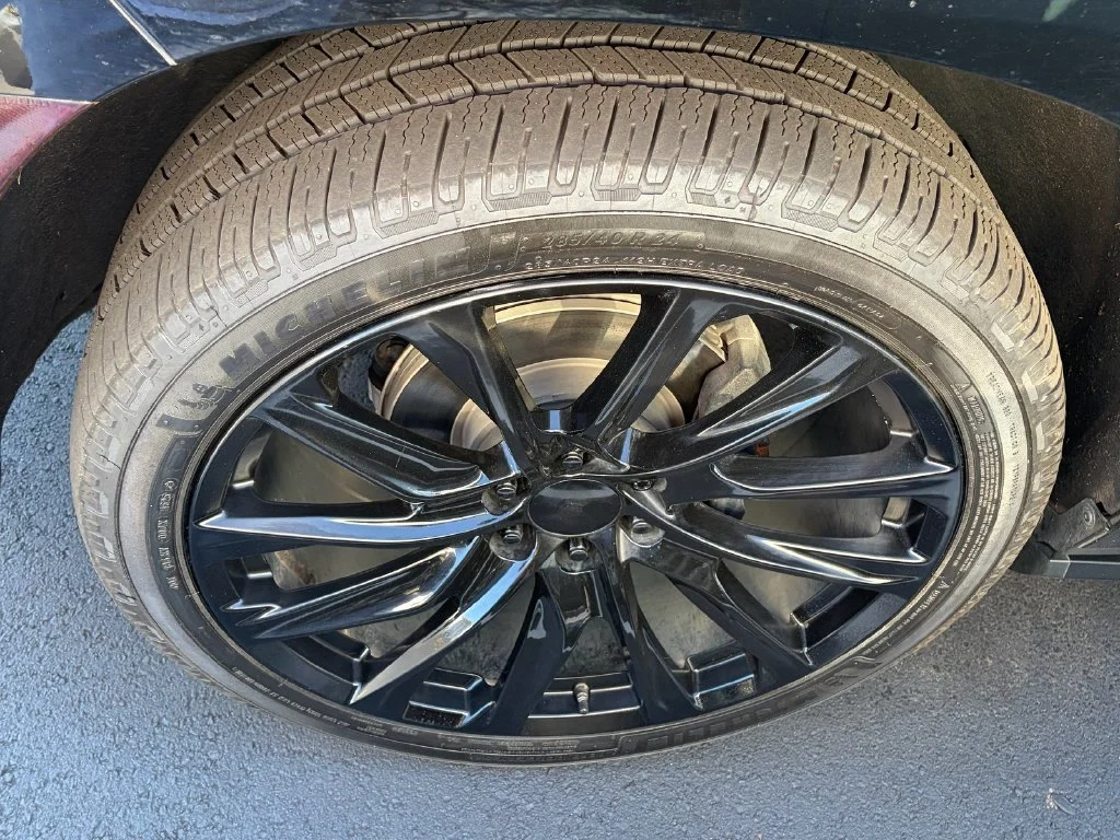 Used 2022 BLACK RAVEN Cadillac Sport Platinum image 4