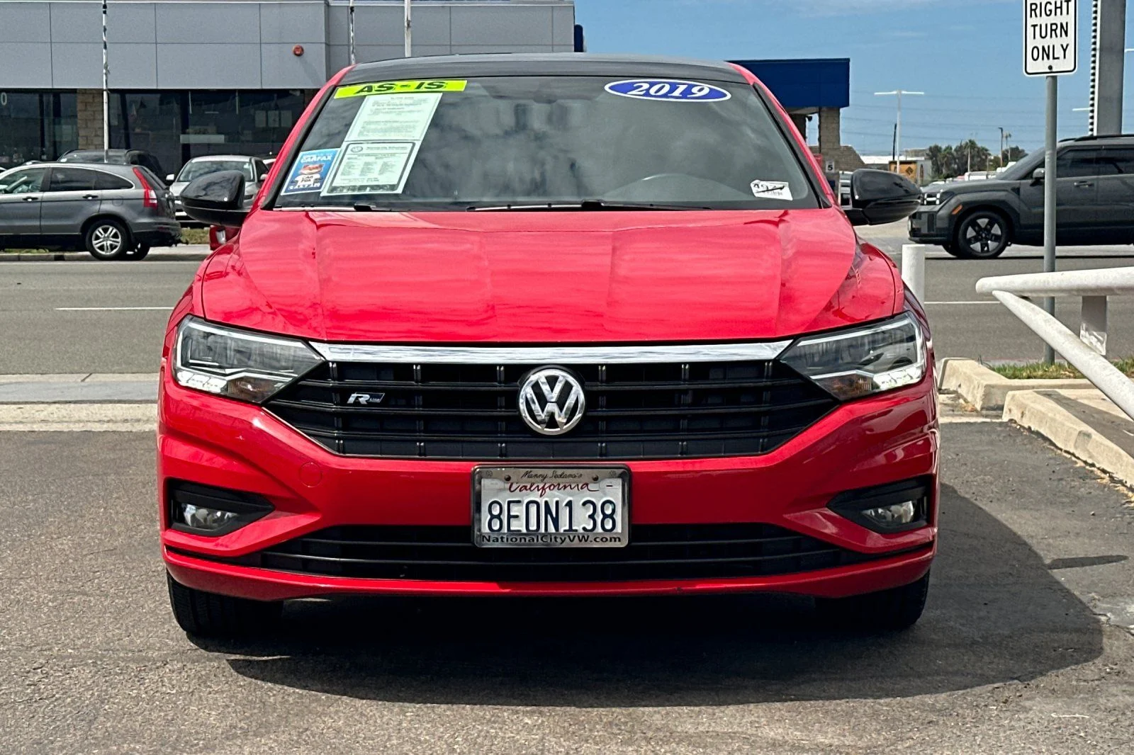 Used 2019 Red Volkswagen R-Line image 9