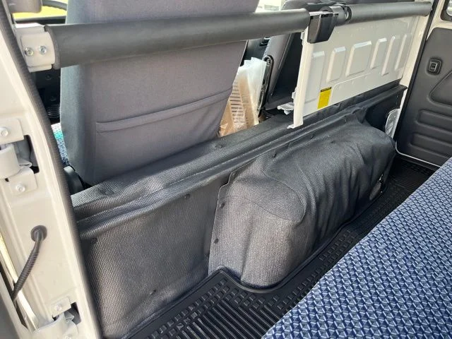New 2024  Isuzu 150" WHEELBASE image 13