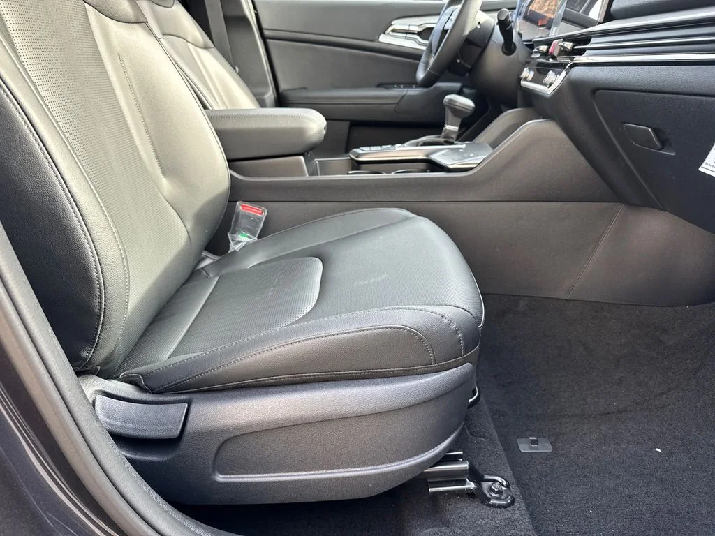 New 2026 Gray Kia EX image 13