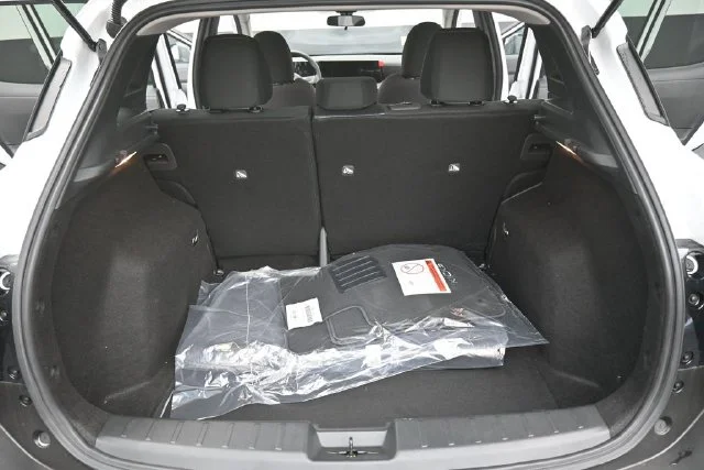 2027 Nissan KICKS SV - Photo 13