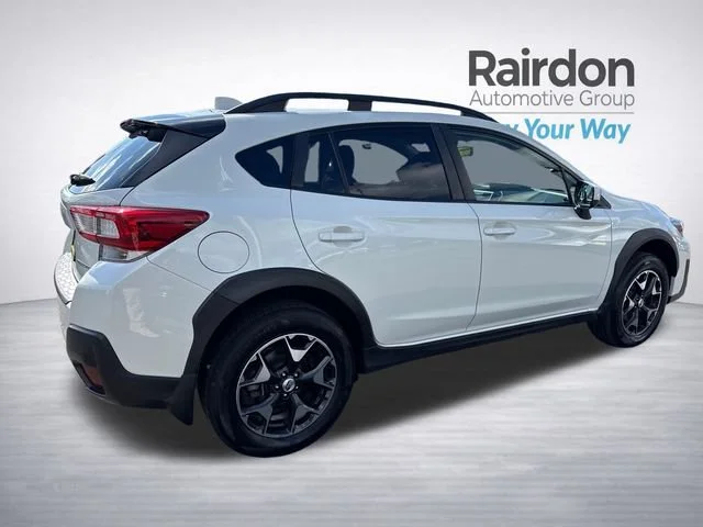 Used 2018 Crystal White Pearl Subaru Premium image 7