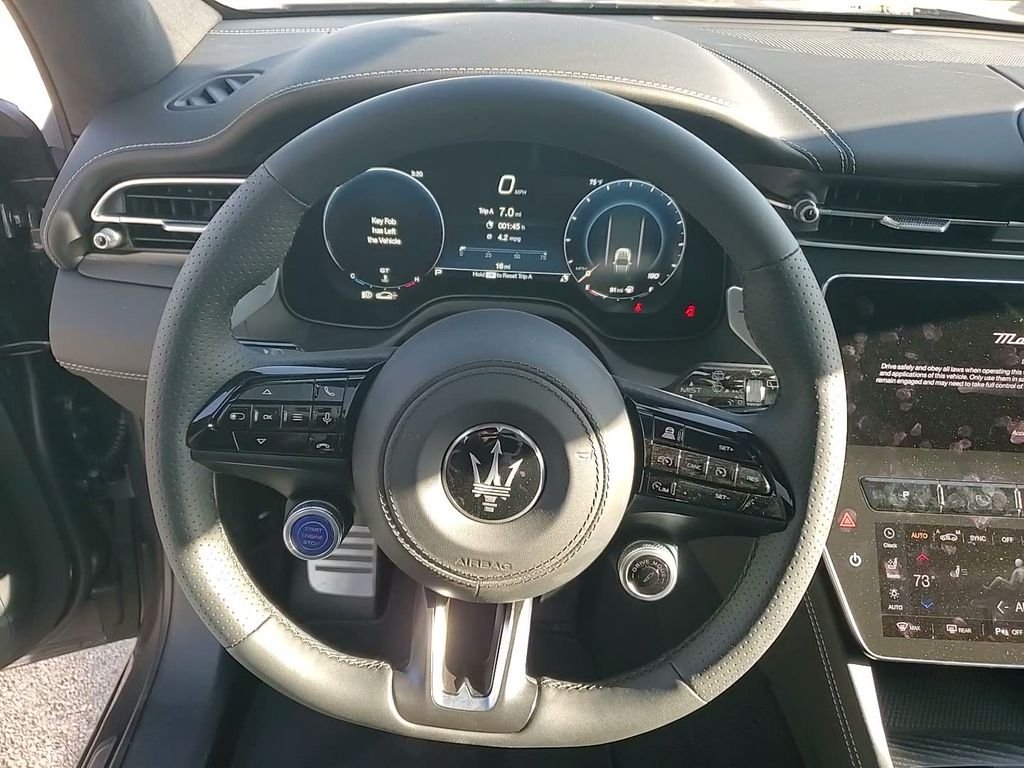 2026 Maserati Grecale Modena V6 - Photo 23