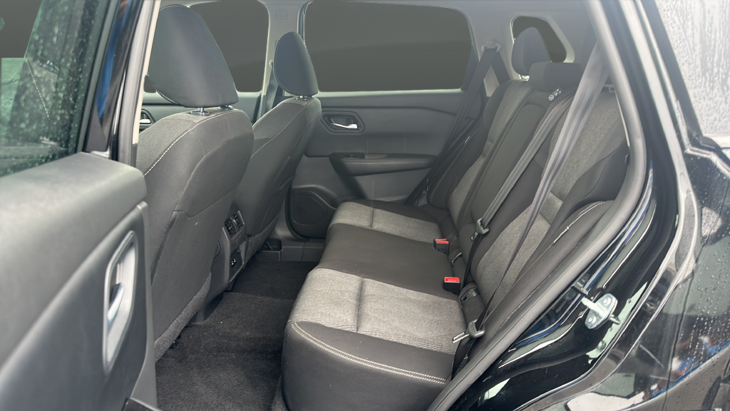 Used 2025 Super Black Nissan SV image 14