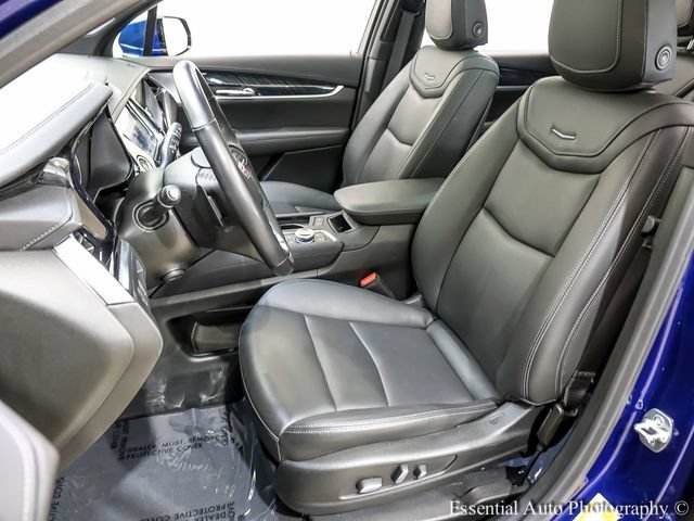 Used 2025 Opulent Blue Metallic Cadillac Premium Luxury image 9