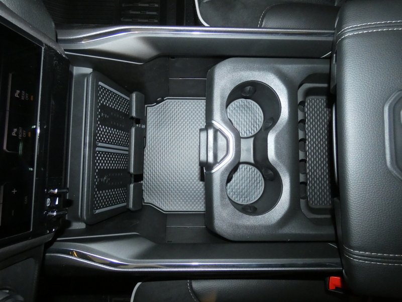 2026 RAM 1500 Laramie - Photo 18