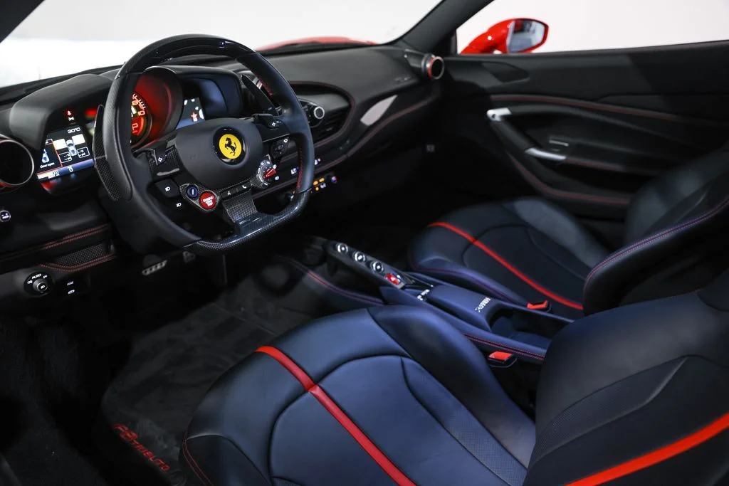 Used 2020 Red Ferrari Base image 34