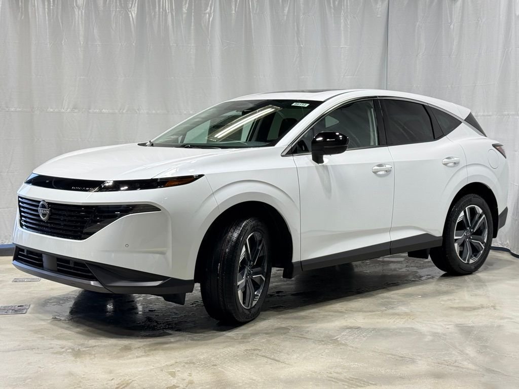 New 2026 White Nissan SL image 3