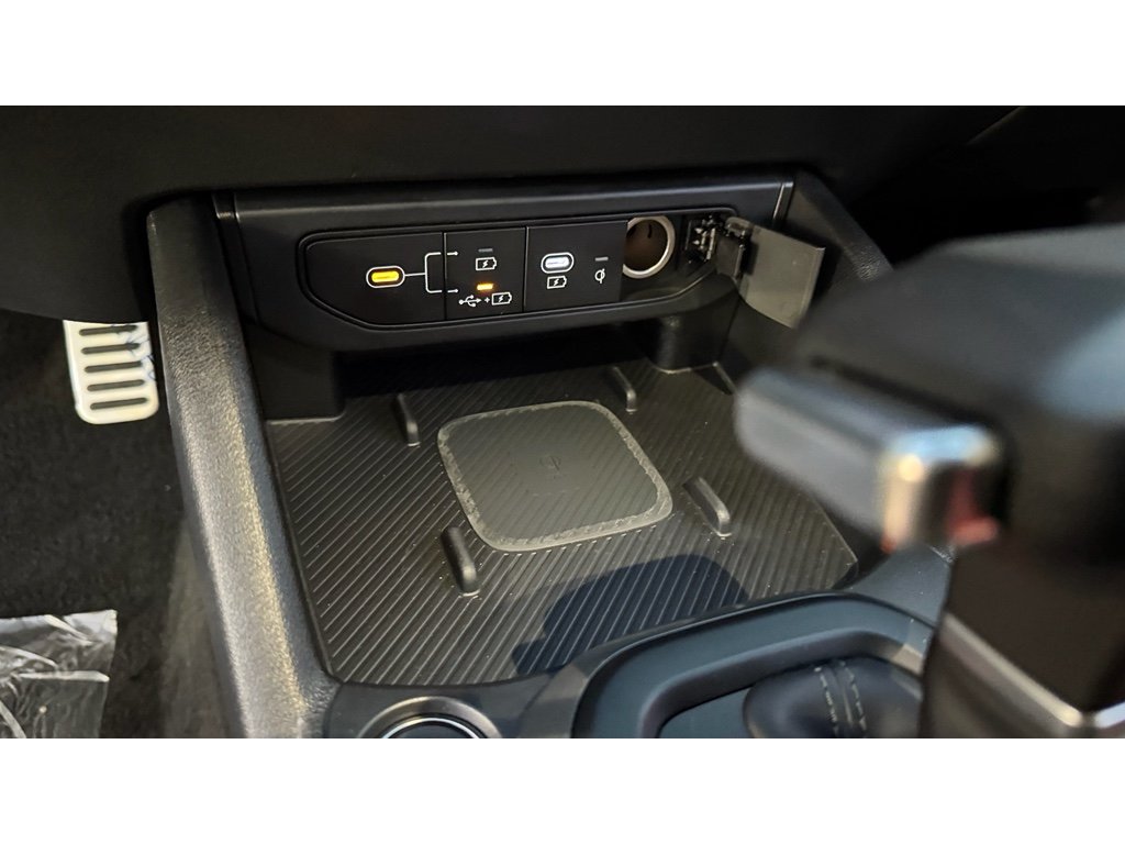 New 2025 Snow White Pearl Kia GT-Line Turbo image 22