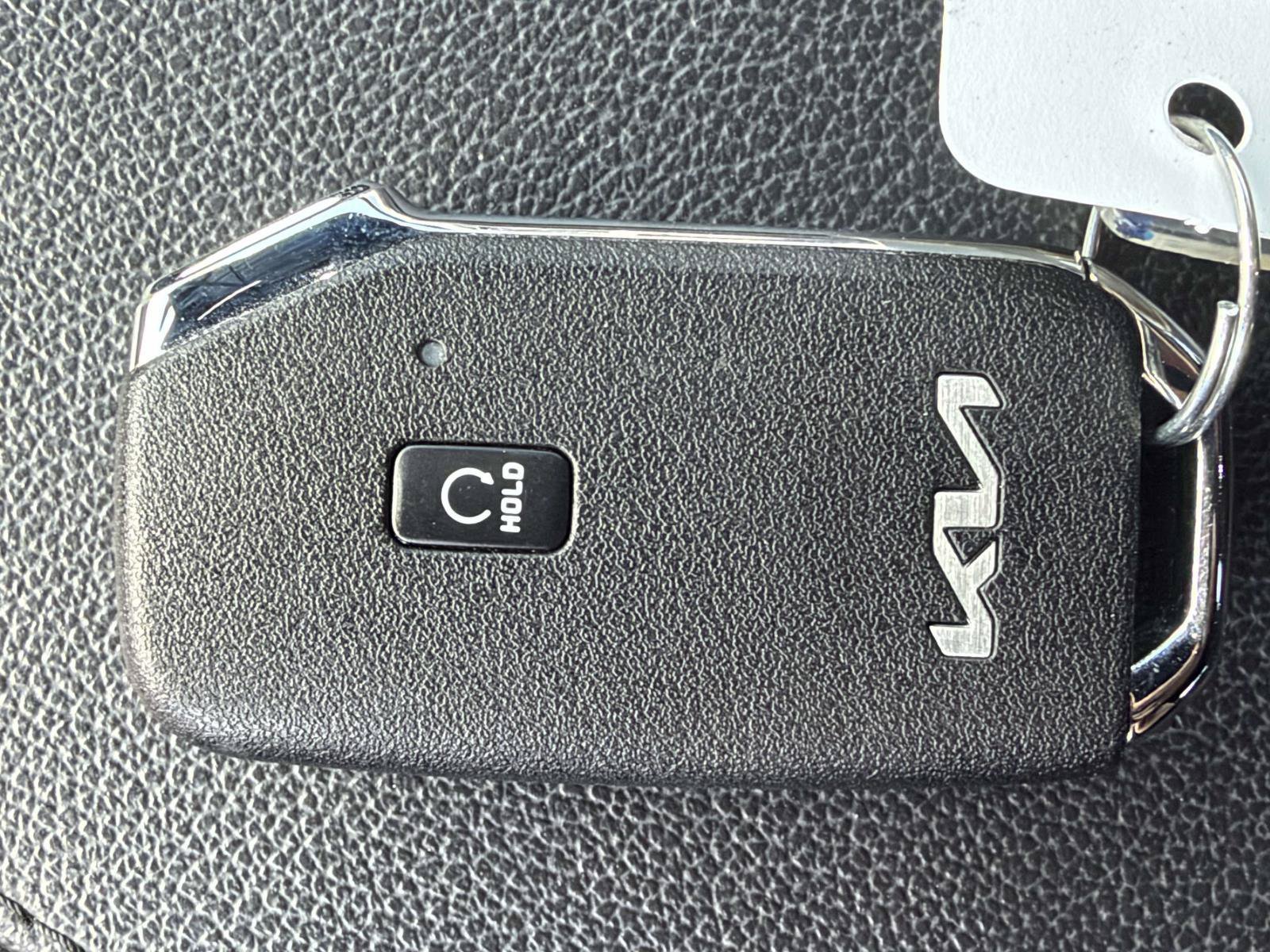 Used 2025 Wolf Gray/Ebony Black Roof Kia X-Pro image 30