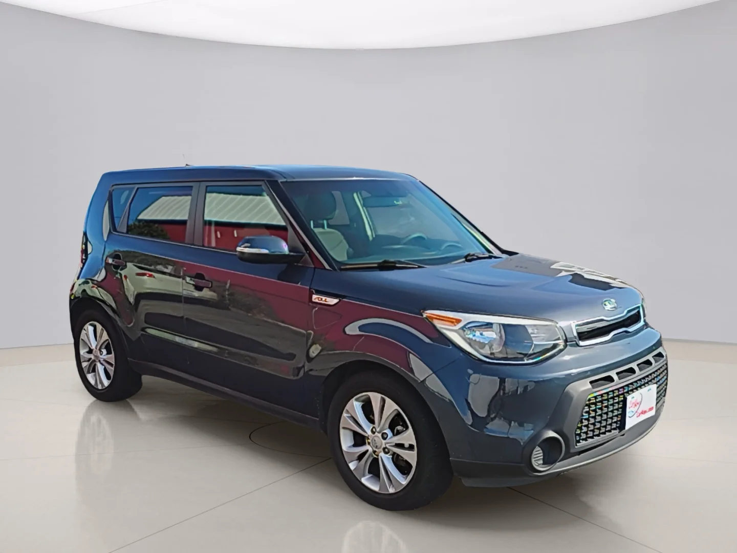 Used 2014 Blue Kia GLS+ image 3