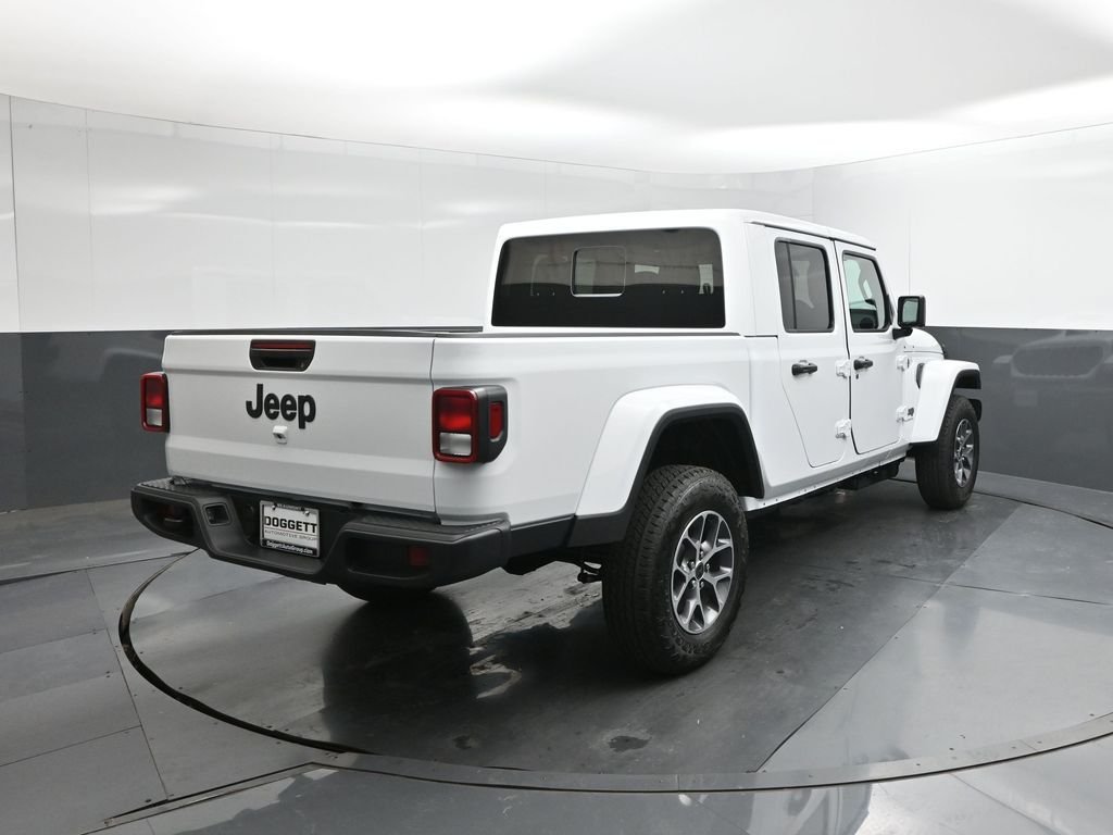 New 2026 Bright White Clear-Coat Exterior Paint Jeep Sport S image 8