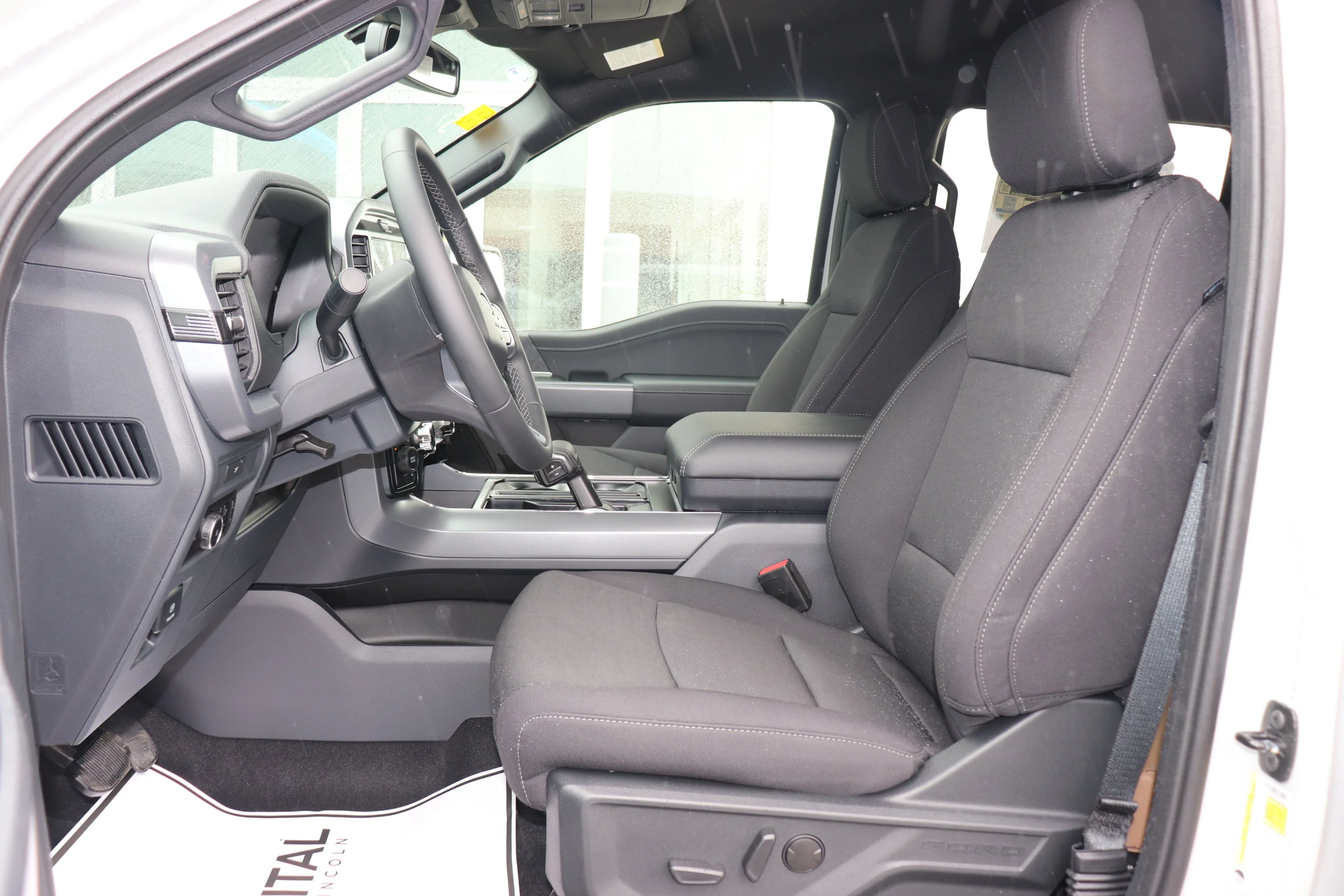 New 2026 AVALANCHE Ford XLT image 10