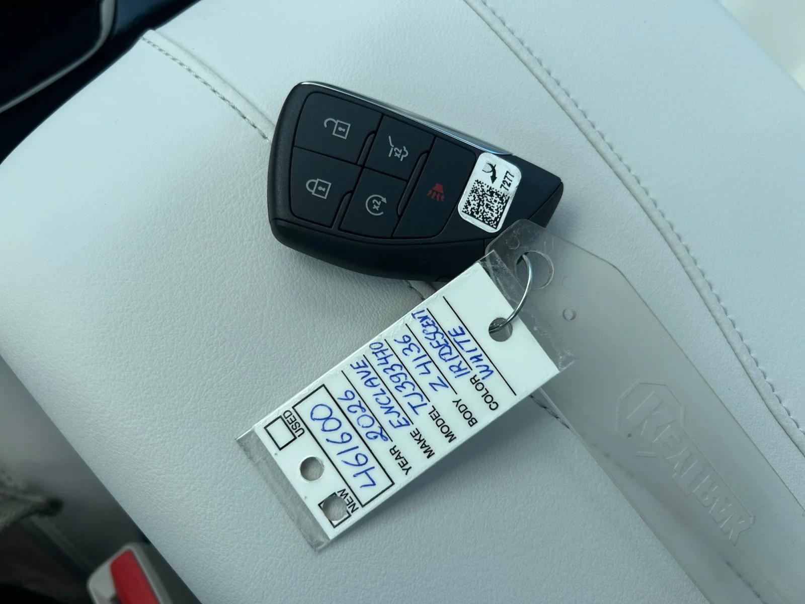 New 2026 Iridescent White Tricoat Buick Avenir AWD image 27
