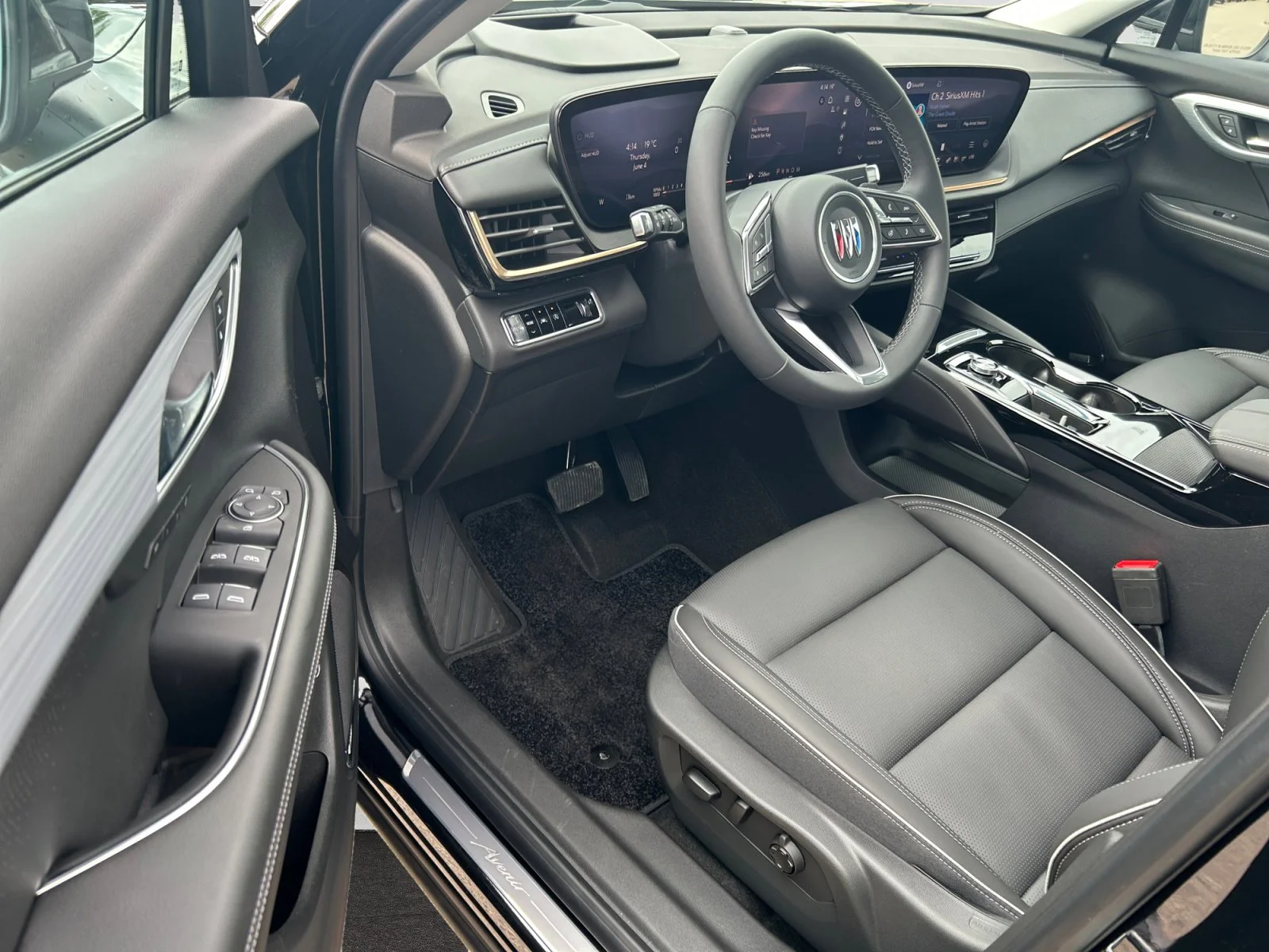 New 2026 Ebony Twilight Metallic Buick Avenir AWD image 13