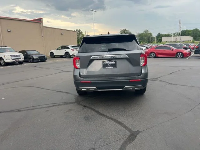 Used 2023 Gray Ford XLT image 11