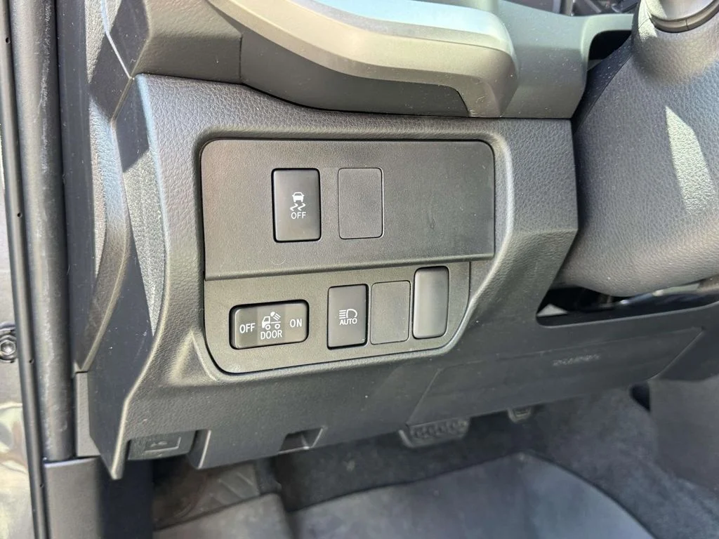 2023 Toyota Tacoma SR5 - Photo 29