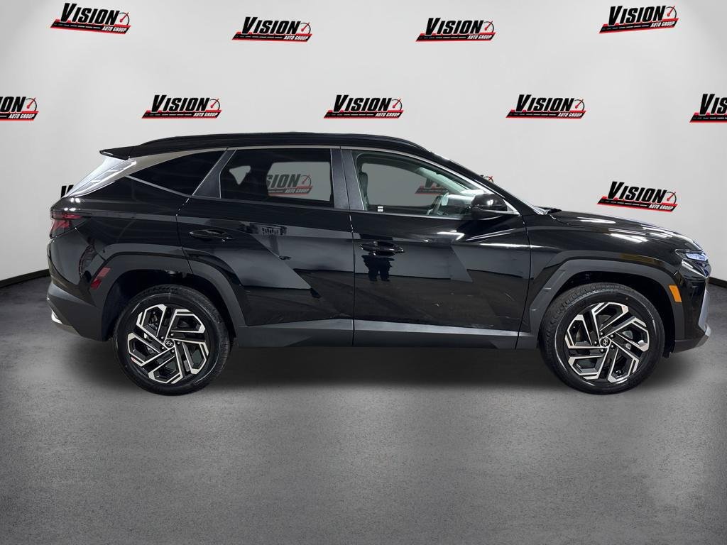 New 2026 Black Hyundai SEL Plus AWD image 4