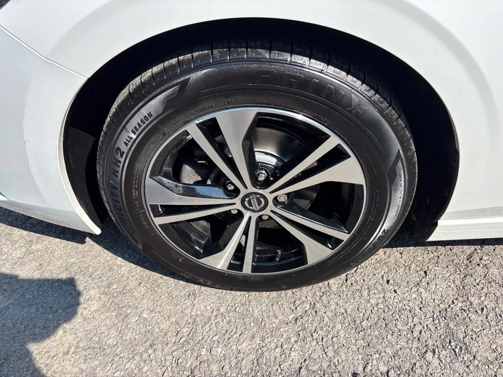 Used 2023 White Nissan SV image 10